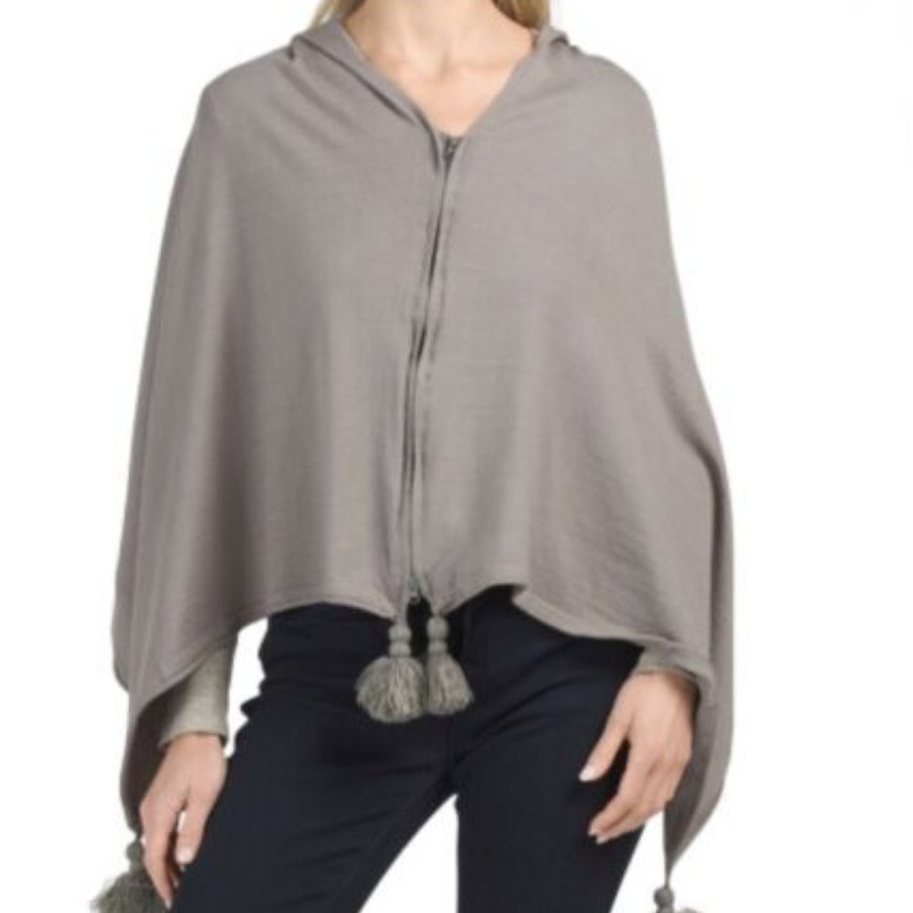 MICHAEL STARS "Tomlin"  Knit Zippered Wrap with Tassels NWOT